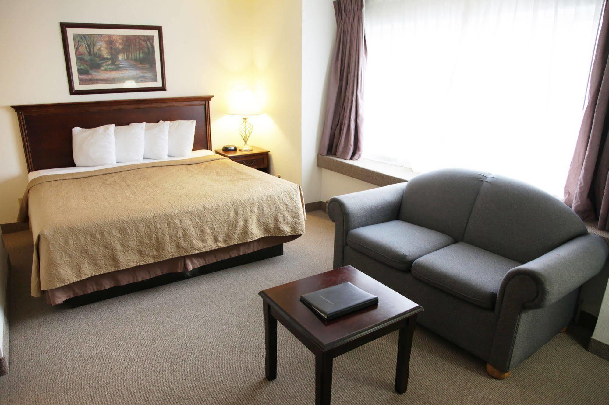 Alex Hotel And Suites Анкъридж Екстериор снимка