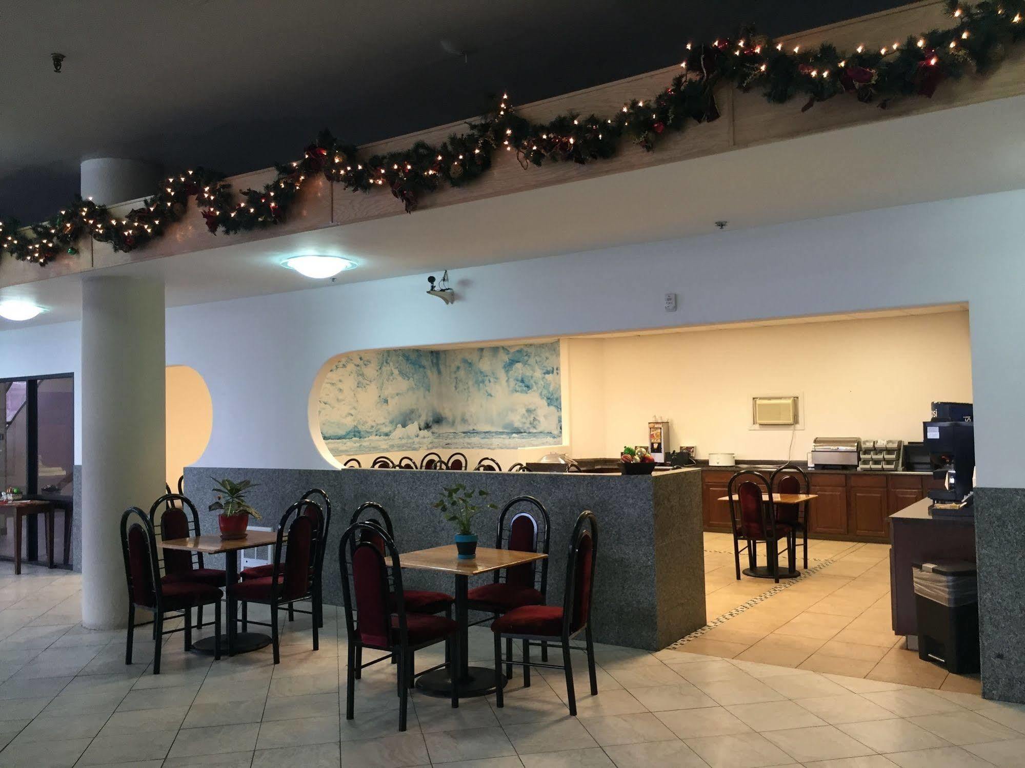 Alex Hotel And Suites Анкъридж Екстериор снимка